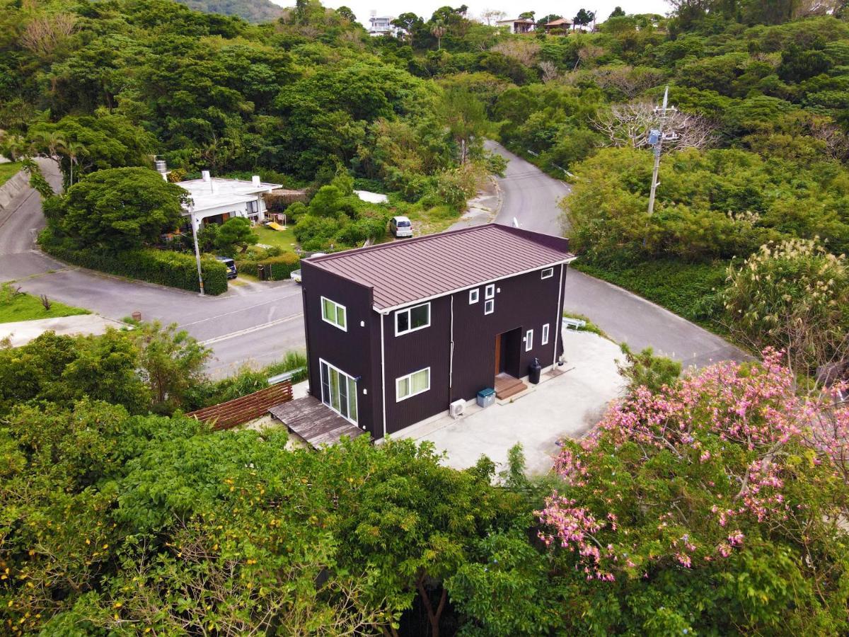 Irie House Motobu Villa Buitenkant foto